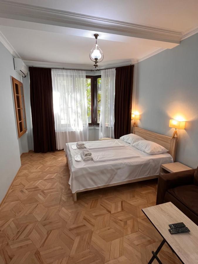 Vera City Center Apartment Тбілісі Екстер'єр фото