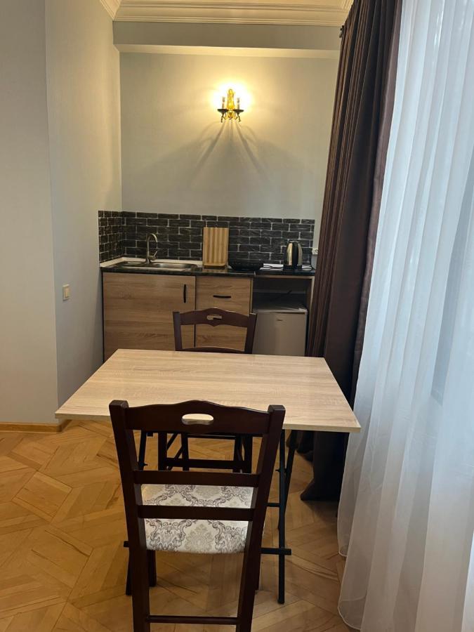 Vera City Center Apartment Тбілісі Екстер'єр фото
