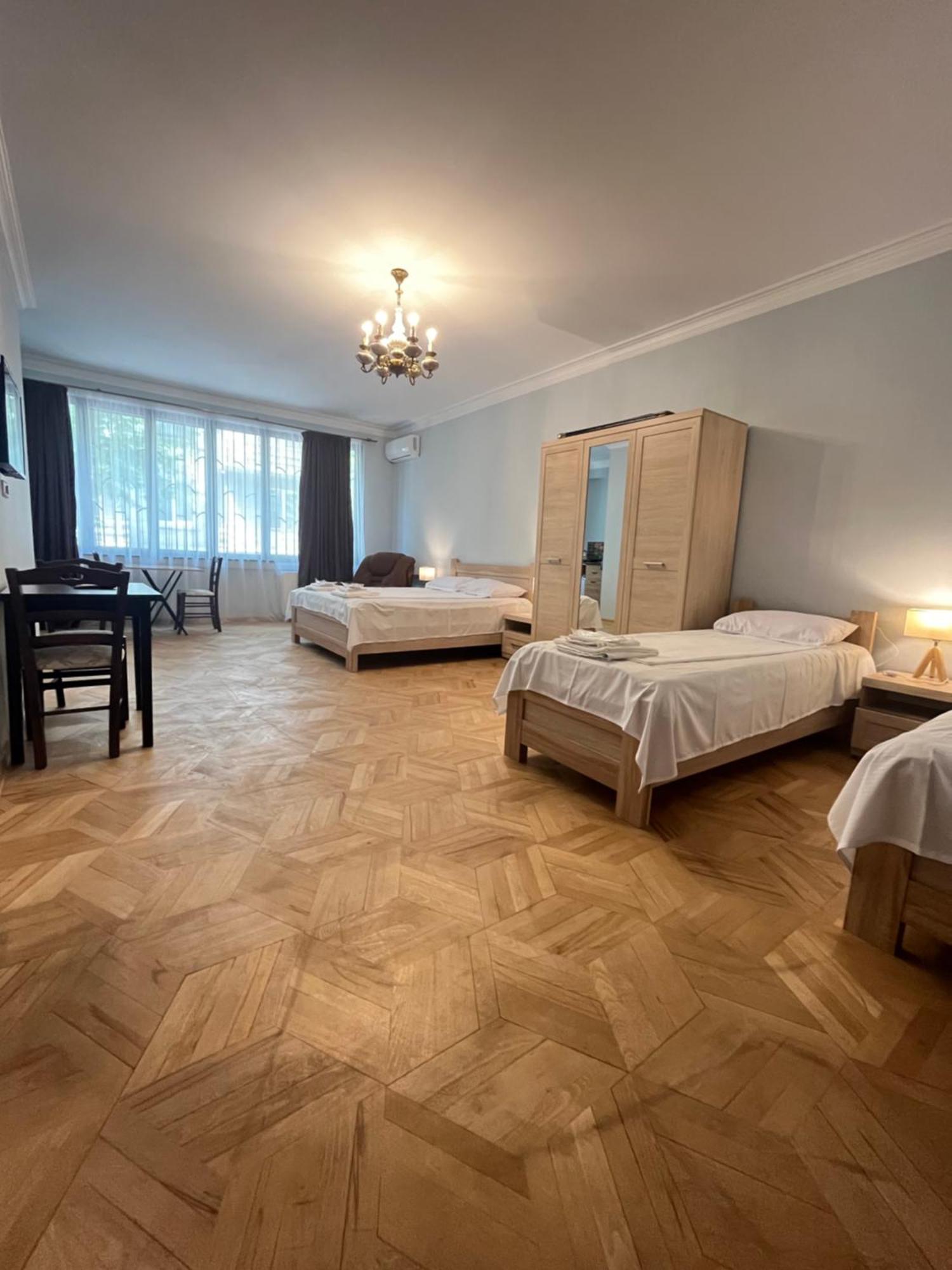 Vera City Center Apartment Тбілісі Екстер'єр фото